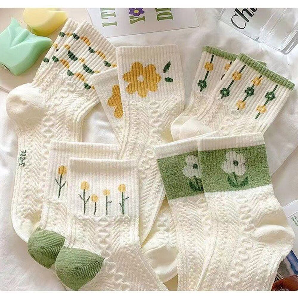 Women 5 Pairs Flowers Cotton Socks Comfort Casual Soft Fashion All Season Socks - Picture 3 of 6